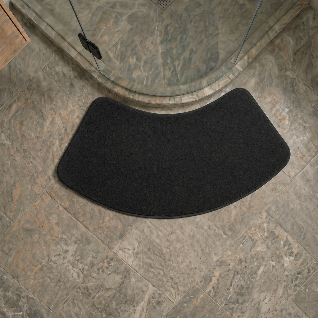 Tapis de bain absorbant incurvé
